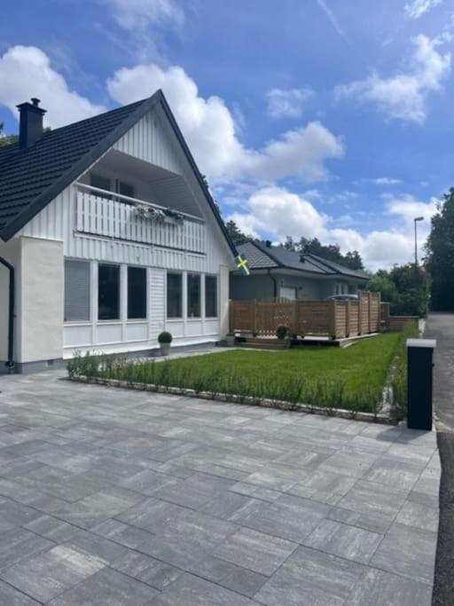 Exclusive Near The Ocean In Hovas Feriehus Göteborg